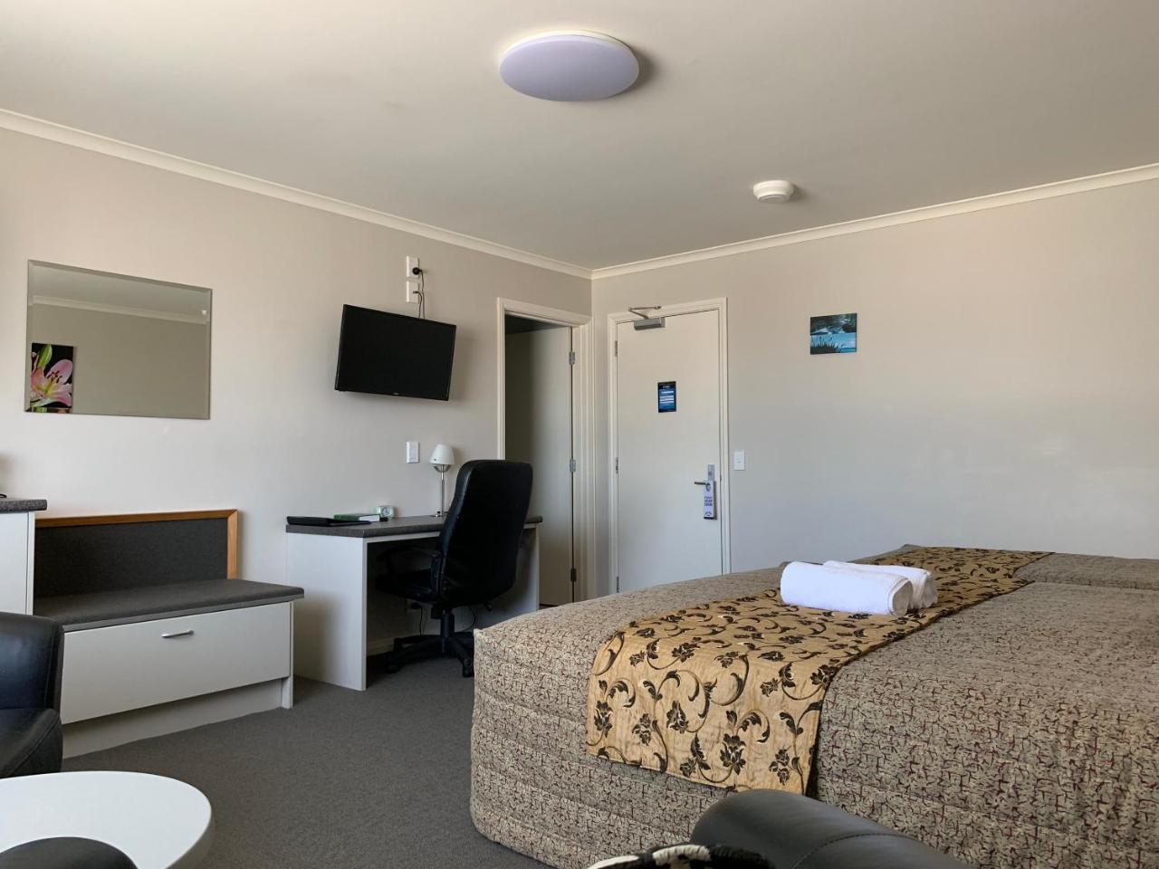 High Peaks Hotel Fox Glacier Esterno foto