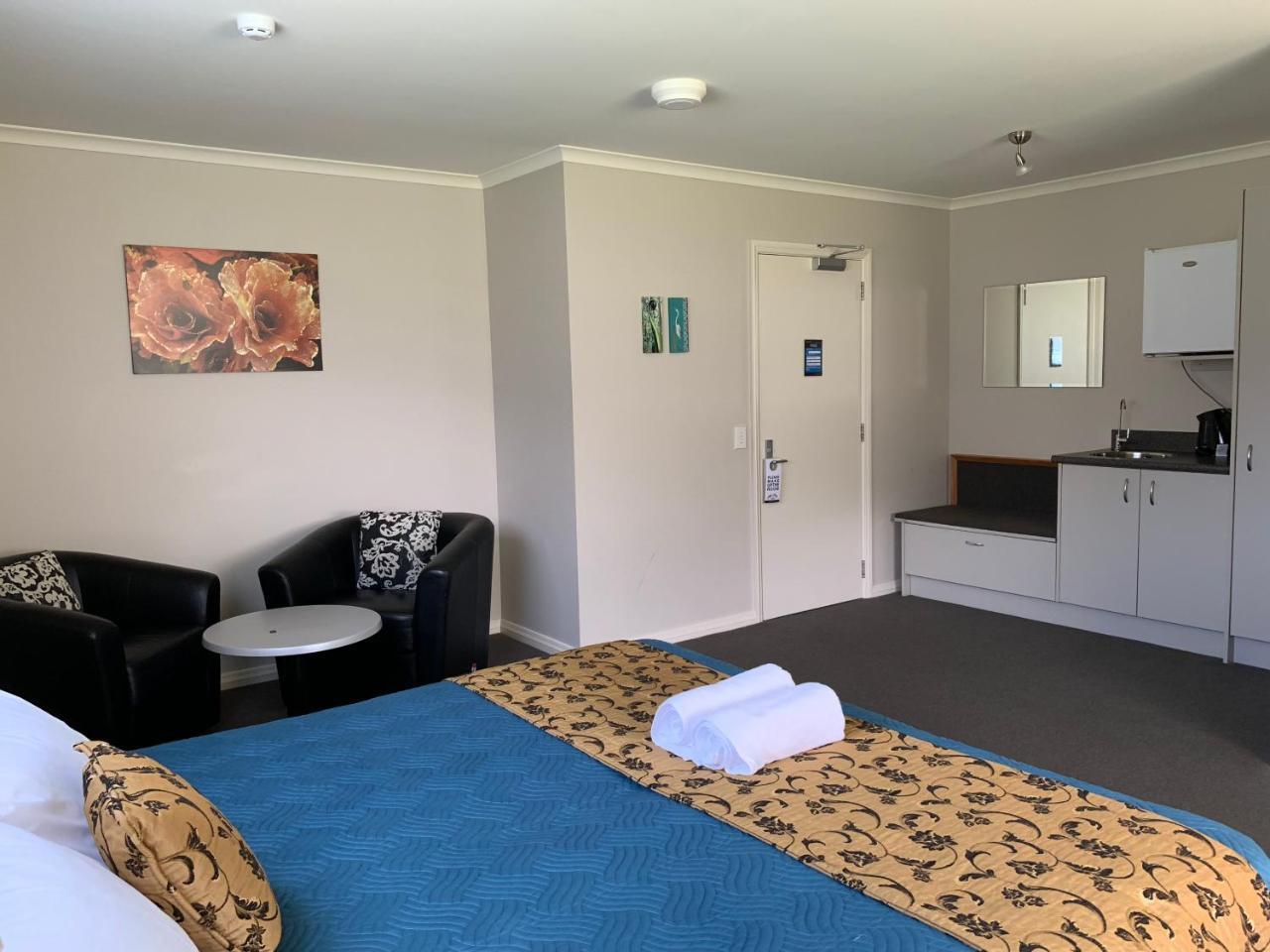 High Peaks Hotel Fox Glacier Esterno foto